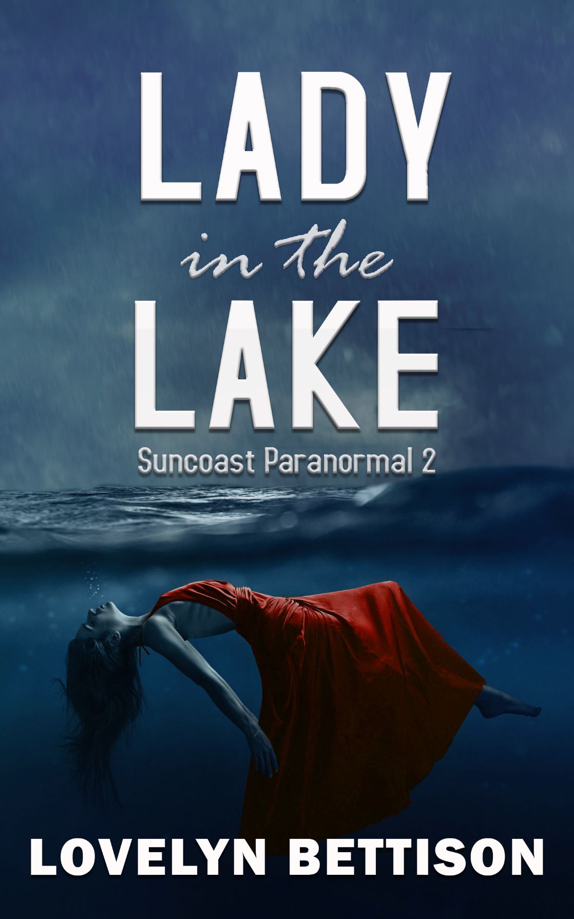 Lady in the Lake (Suncoast Paranormal 3) Lovelyn Bettison